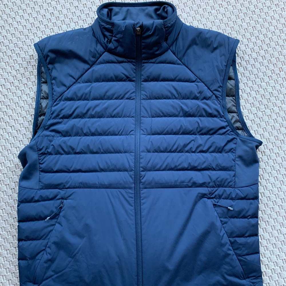 Lululemon Men‘s Down For It All Vest True Navy